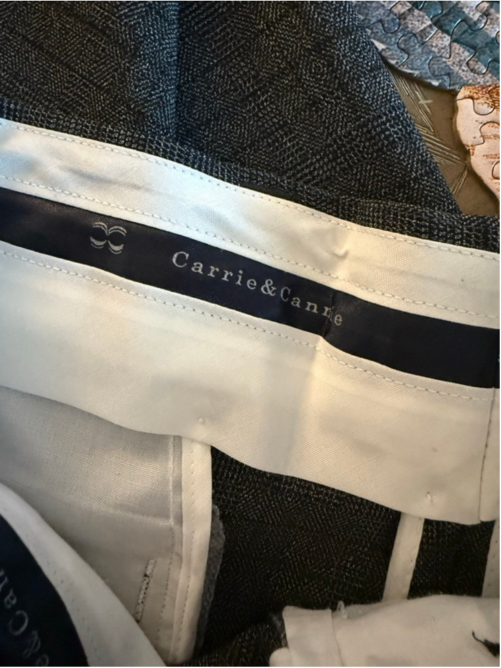 Carrie & Cannie Gray Plaid Trousers Women's - Picture 6 of 10